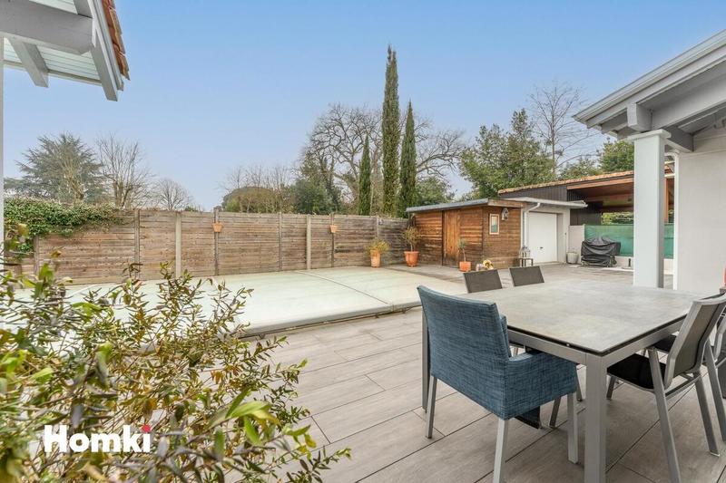 Maison - 140 m² - 5 pièces