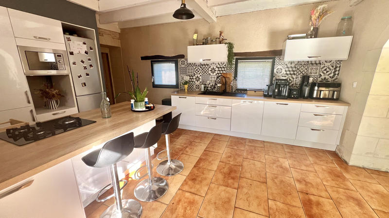 Maison - 92 m² - 4 pièces