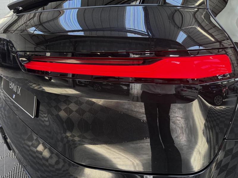 Bmw ix I20 xDrive45 408 ch m Sport