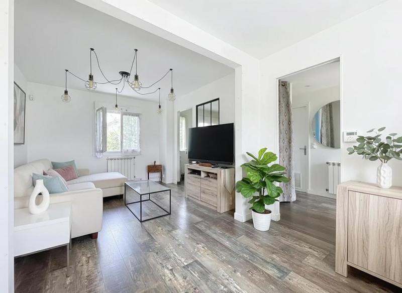 Maison - 67 m² - 5 pièces