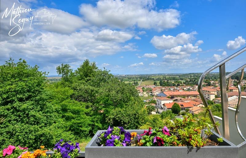 Maison - 195 m² - 6 pièces