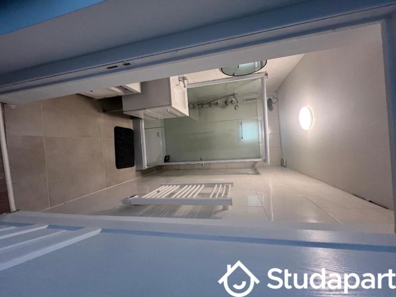 Chambre - 9 m² - 1 pièce