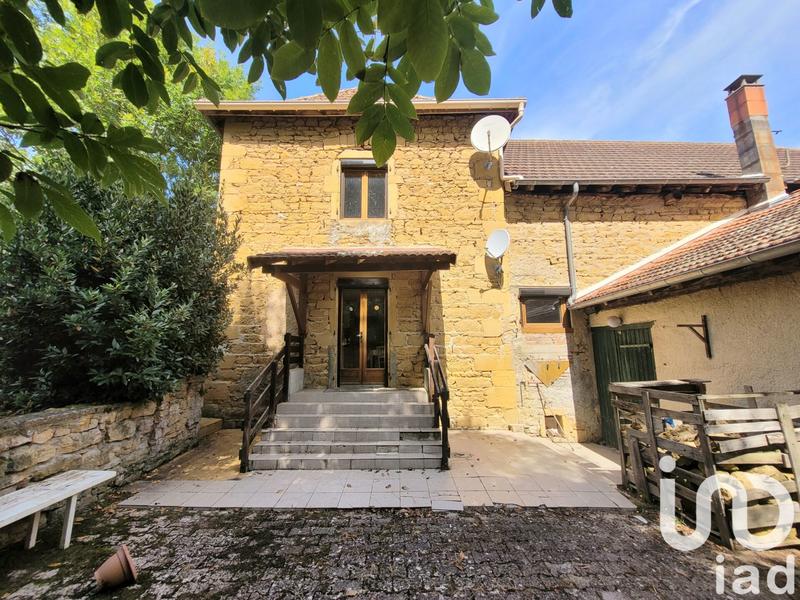 Maison - 102 m² - 4 pièces