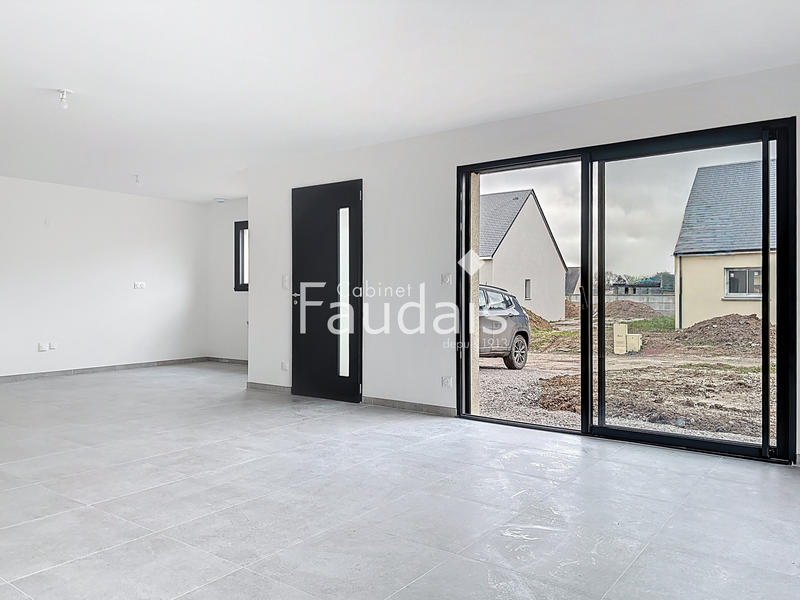 Maison - 95 m² - 5 pièces