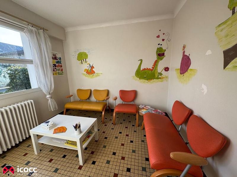 Immeuble mixte - 342 m² - 19 pièces