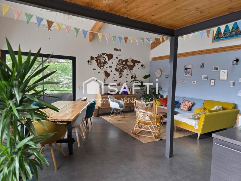 Maison - 178 m² - 6 pièces