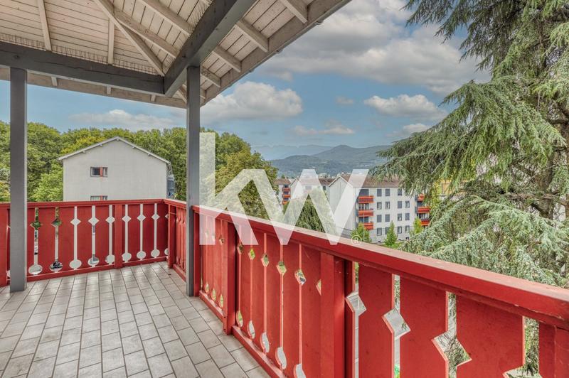 Appartement - 111 m² - 4 pièces