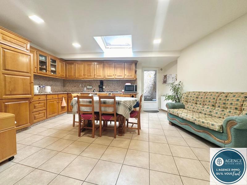 Maison - 122 m² - 6 pièces