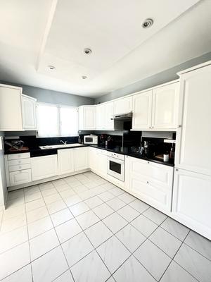 Maison traditionnelle - 115 m² - 5 pièces