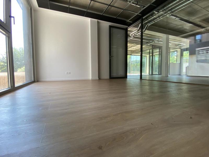 Local commercial - 150 m²