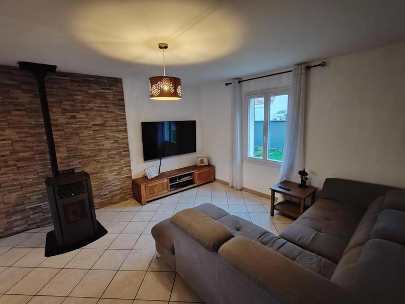 Maison - 140 m² - 5 pièces