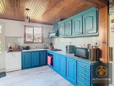 Maison - 162 m² - 6 pièces