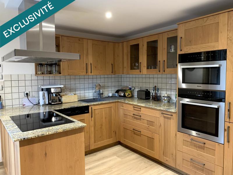 Maison - 93 m² - 4 pièces