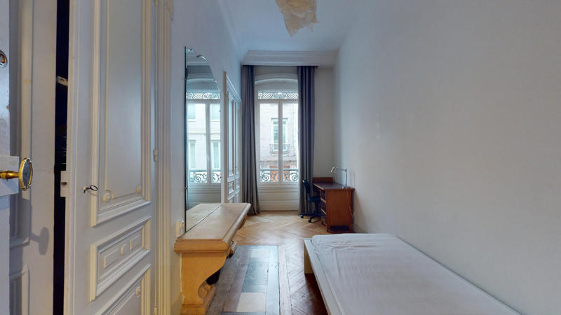 Appartement - 120 m² - 5 pièces