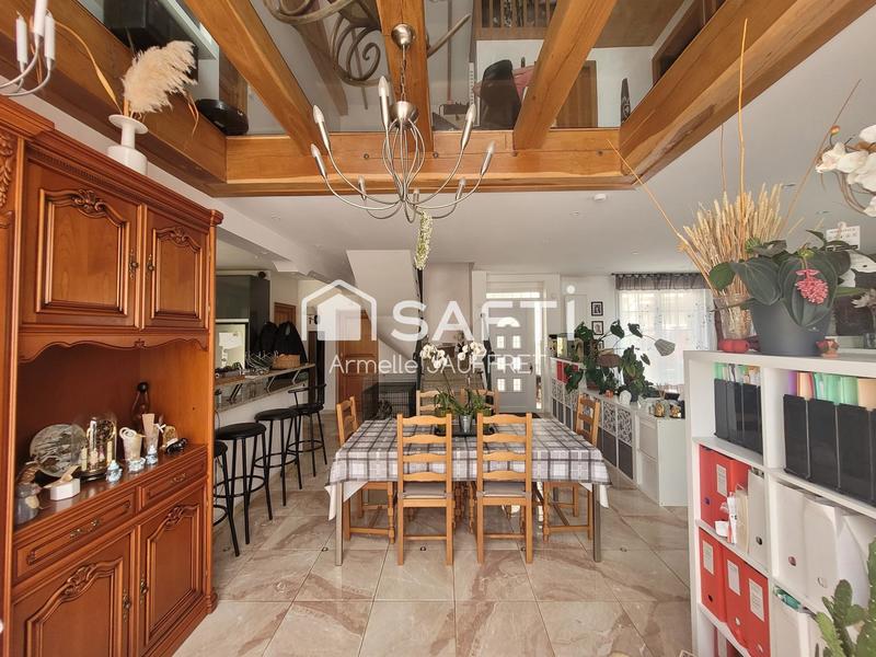 Maison - 158 m² - 6 pièces