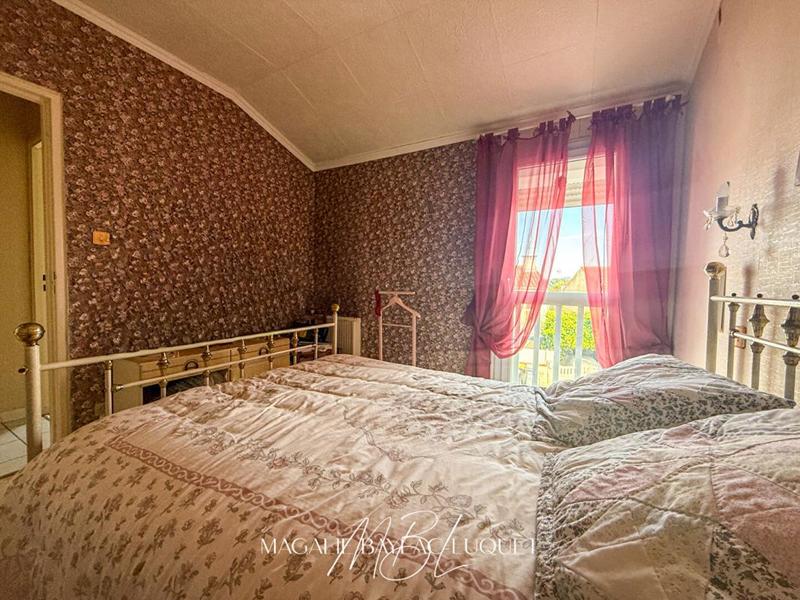 Maison - 103 m² - 5 pièces