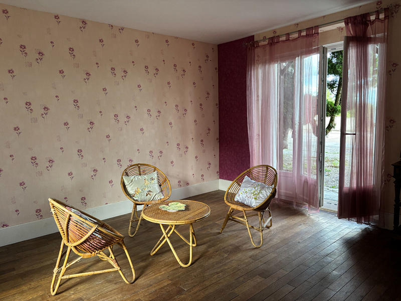 Maison - 236 m² - 8 pièces