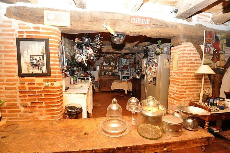 Maison de village - 400 m² - 10 pièces