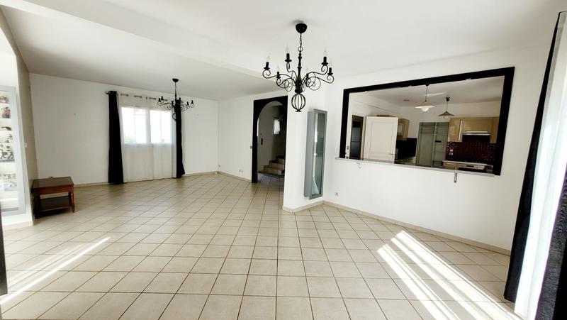 Maison - 130 m² - 6 pièces