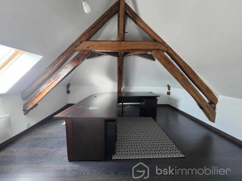 Maison traditionnelle - 150 m² - 6 pièces