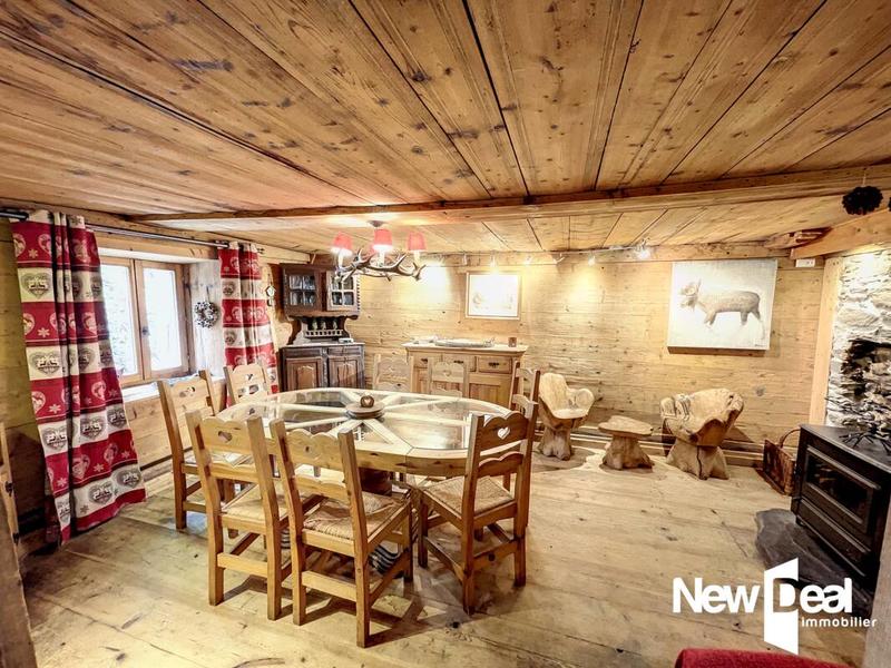 Maison en pierre - 168 m² - 8 pièces