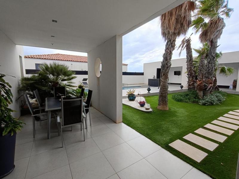 Maison - 196 m² - 4 pièces