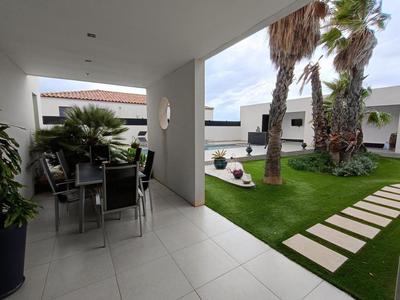 Maison - 196 m² - 4 pièces