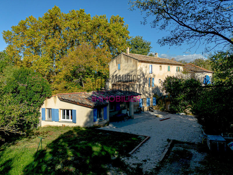 Maison - 163 m² - 5 pièces