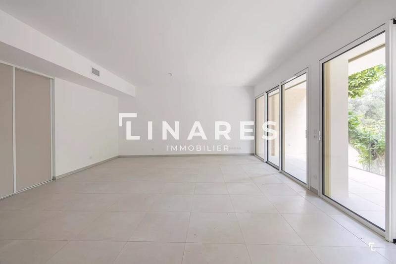 Appartement - 118 m² - 5 pièces