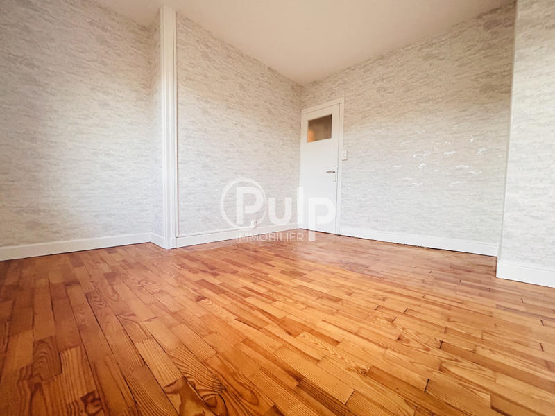 Maison - 83 m² - 5 pièces