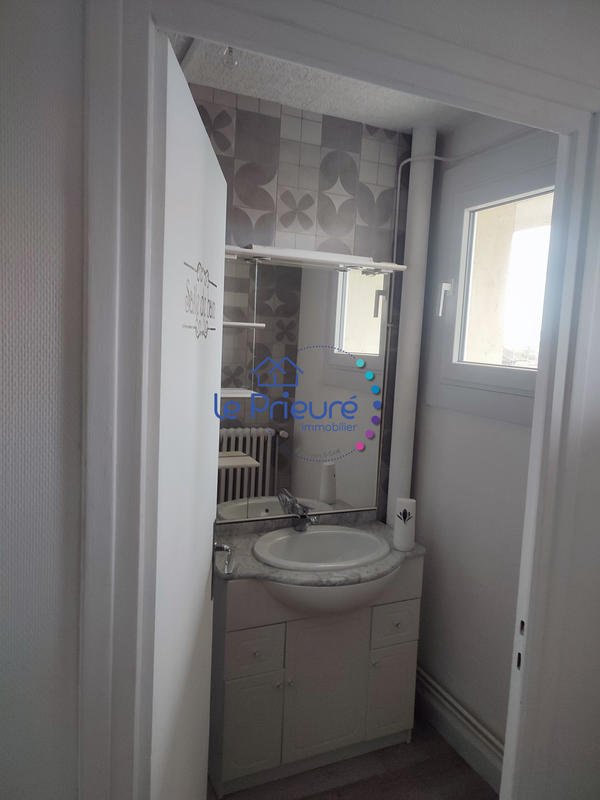 Appartement - 64 m² - 4 pièces