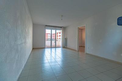 Appartement - 77 m² - 4 pièces