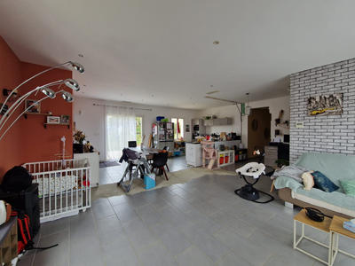 Maison - 127 m² - 5 pièces