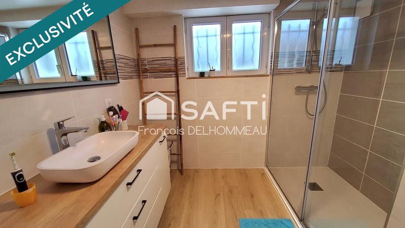 Maison - 207 m² - 9 pièces