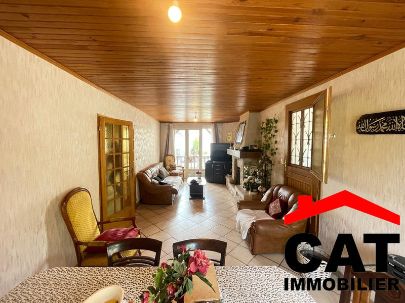 Maison traditionnelle - 98 m² - 6 pièces