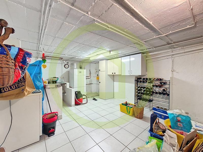 Maison - 94 m² - 5 pièces