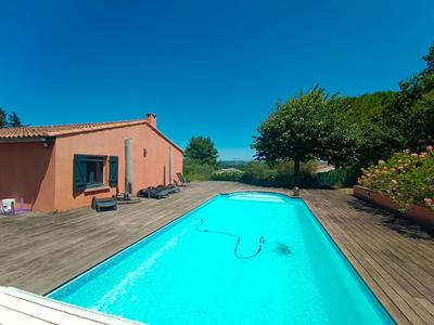 Maison - 120 m² - 4 pièces