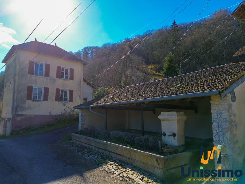 Maison - 211 m² - 6 pièces