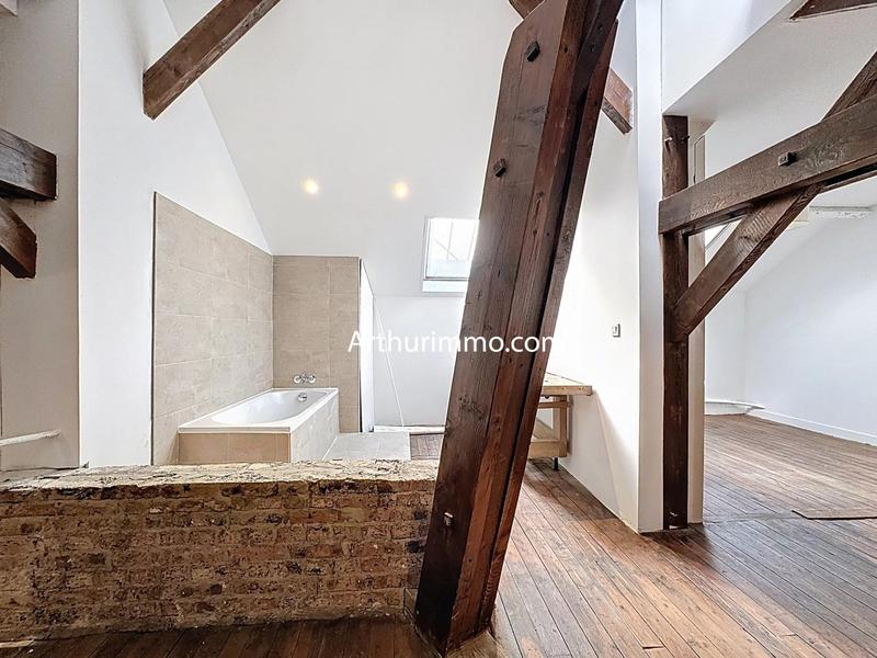 Maison - 280 m² - 10 pièces