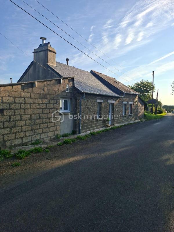 Maison en pierre - 74 m² - 3 pièces