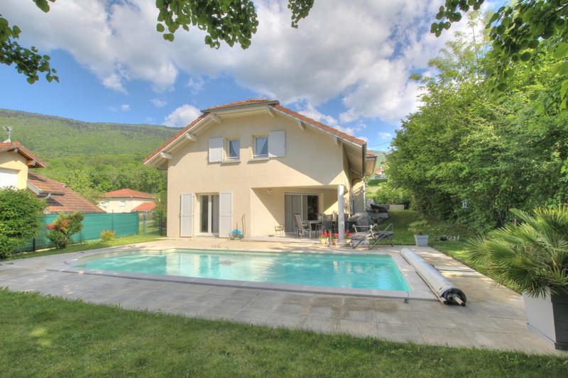 Maison - 142 m² - 5 pièces