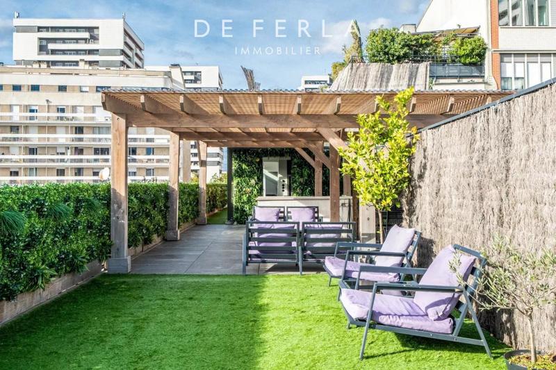 Penthouse - 87 m² - 4 pièces