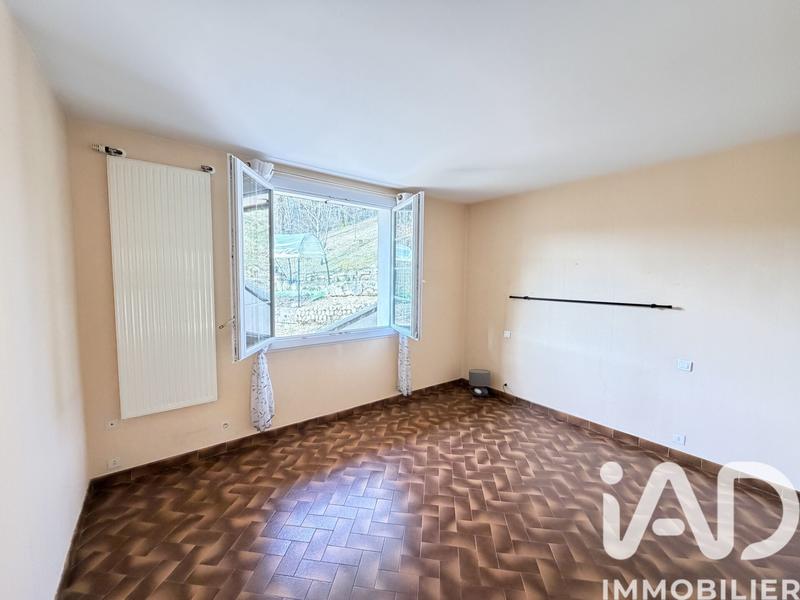 Maison - 96 m² - 4 pièces