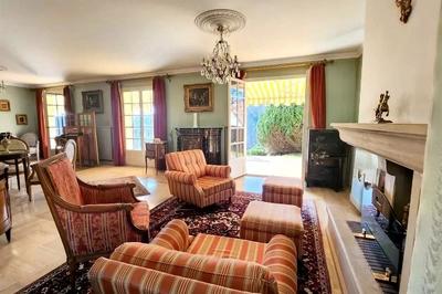 Maison - 177 m² - 7 pièces