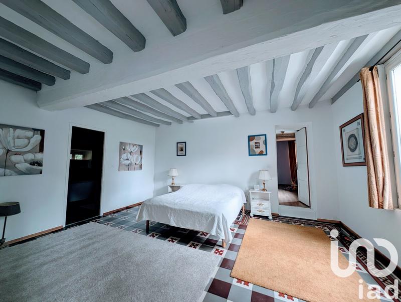 Maison - 210 m² - 6 pièces