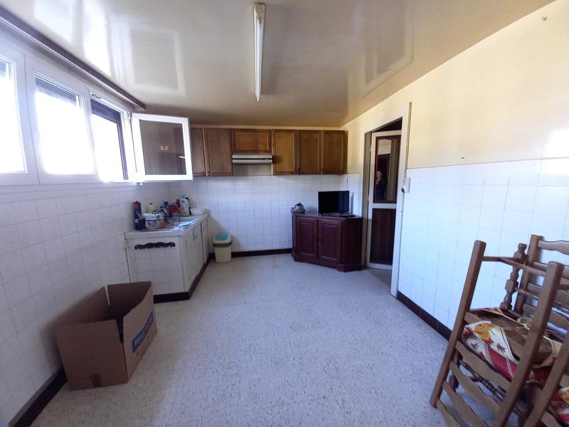 Maison - 98 m² - 5 pièces