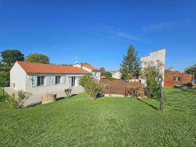 Maison - 121 m² - 5 pièces