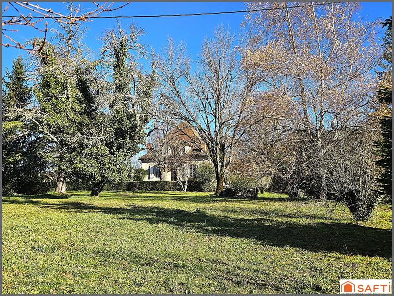 Maison - 99 m² - 4 pièces