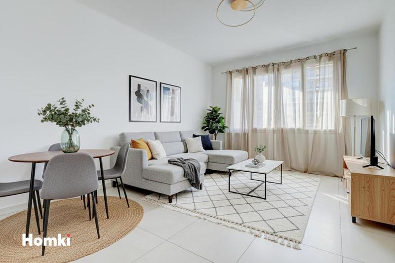 Appartement - 65 m² - 4 pièces