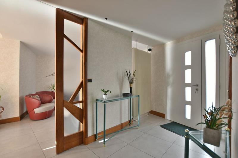 Maison - 140 m² - 8 pièces